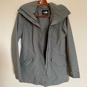 Women’s the North Face Green Rain Jacket Trench